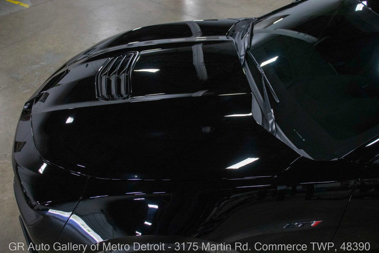 Used 2021 Chevrolet Camaro LT w/ RS Package RWD image 37