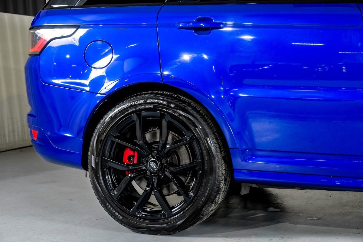Used 2022 Land Rover Range Rover Sport SVR Carbon Edition image 6