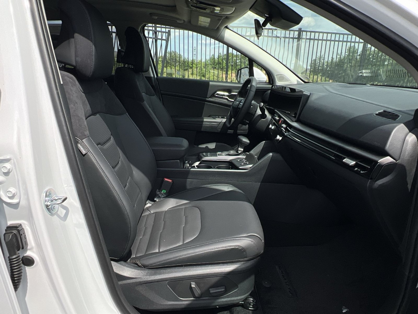 New 2026 Kia Sportage SX AWD/4WD image 42