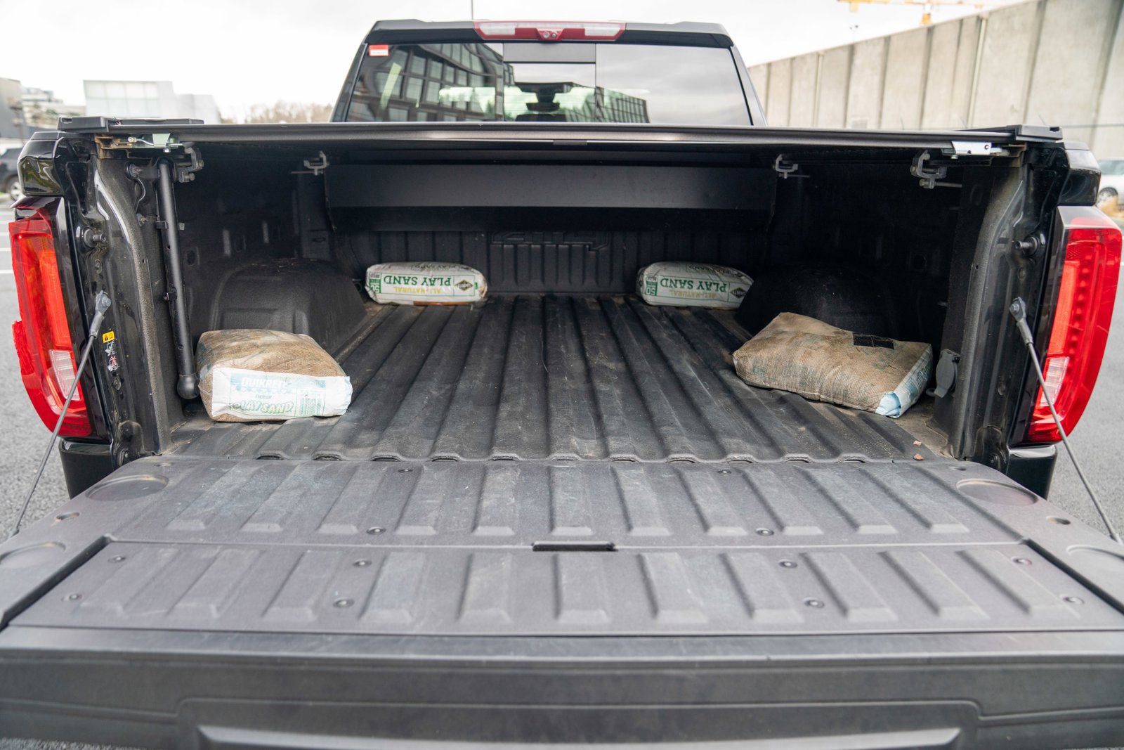 Used 2021 GMC Sierra 1500 AT4 w/ AT4 Premium Package image 28