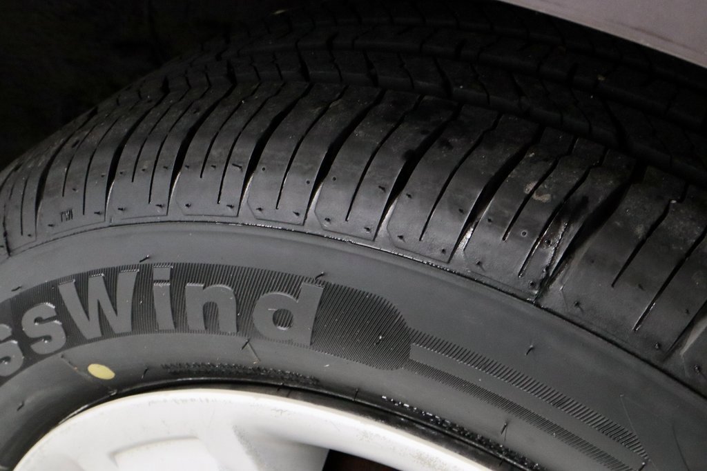 Used 2010 Nissan Cube 1.8 S w/ Interior Designer Pkg image 18