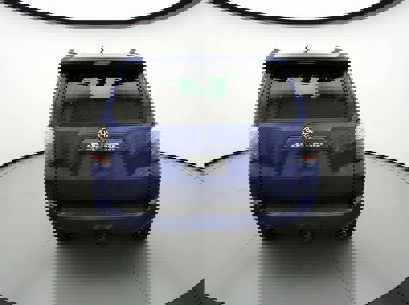 Used 2020 Toyota 4Runner SR5 image 6