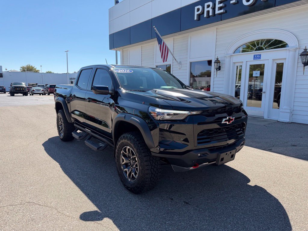 Certified 2026 Chevrolet Colorado ZR2 w/ Technology Package AWD/4WD image 3
