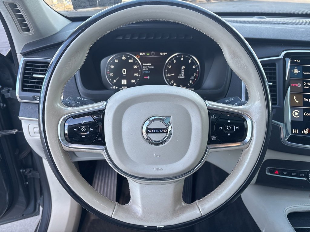 Used 2020 Volvo XC90 T6 Momentum w/ Protection Package Premier image 24