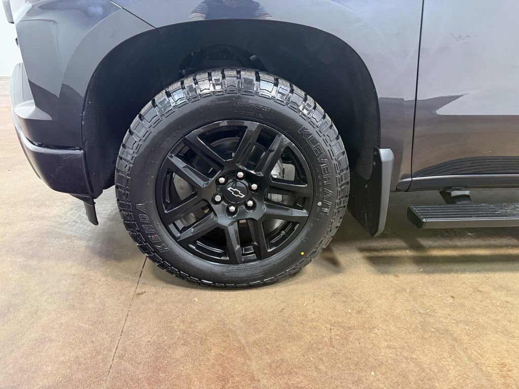 Used 2023 Chevrolet Silverado 1500 Custom image 86