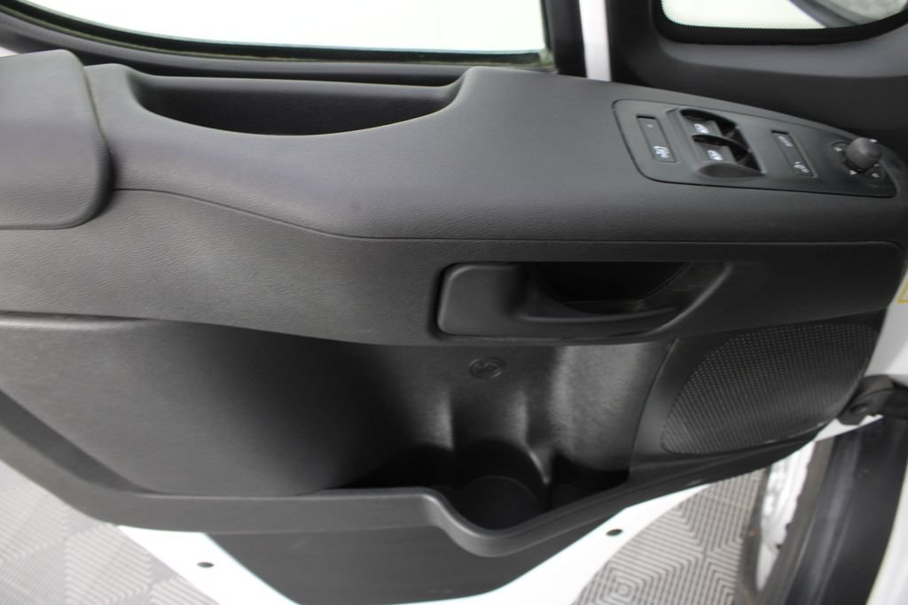 Used 2025 RAM ProMaster 2500 w/ Convenience Group FWD image 13