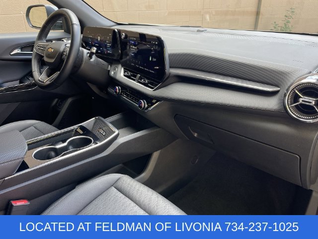 Certified 2025 Chevrolet Equinox LT w/ Convenience Package II FWD image 28
