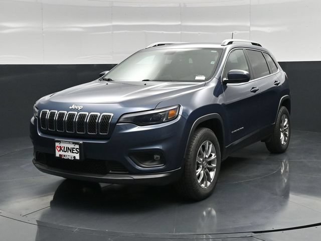 Used 2020 Jeep Cherokee Latitude Plus w/ Cold Weather Group AWD/4WD image 7