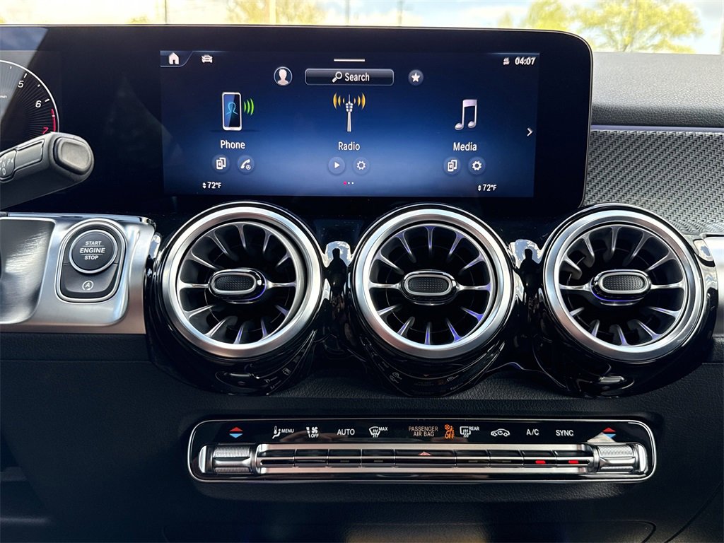 New 2025 Mercedes-Benz GLB 250 4MATIC image 27