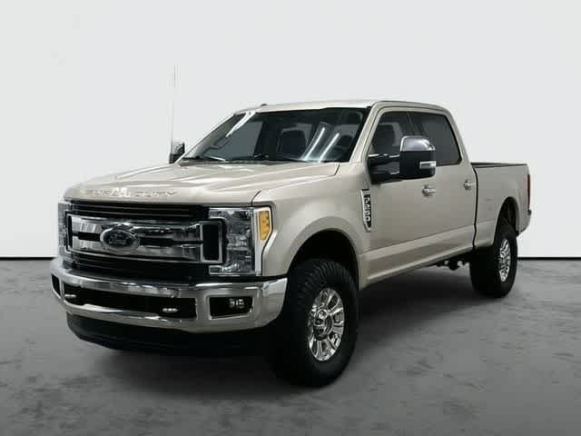 Used 2017 Ford F250 XLT w/ XLT Premium Package AWD/4WD image 1