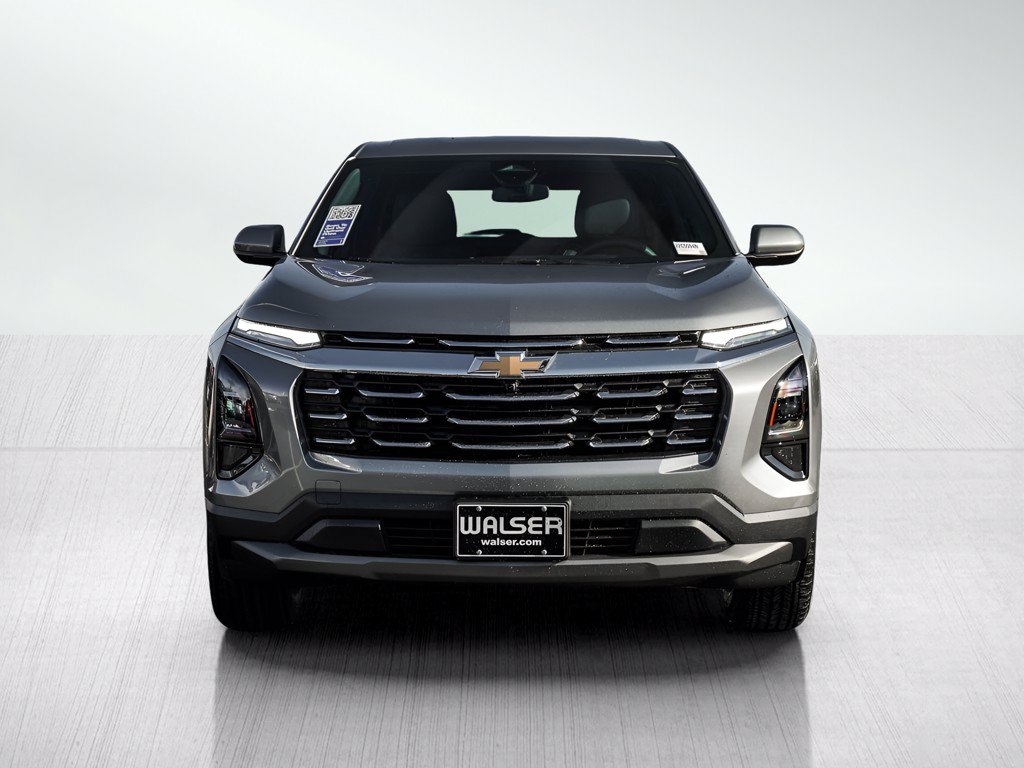 New 2026 Chevrolet Equinox LT w/ Convenience Package II AWD/4WD image 2