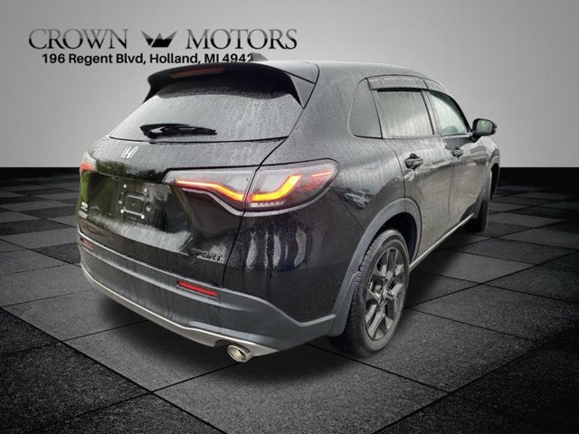 Used 2024 Honda HR-V Sport image 10