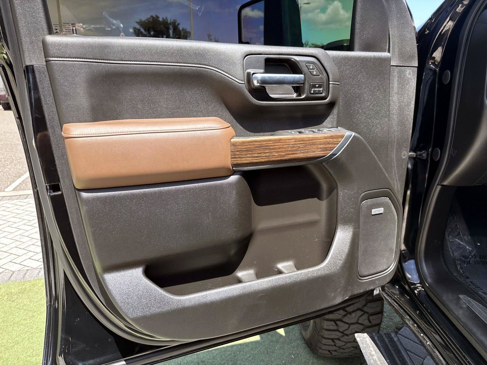 Used 2021 Chevrolet Silverado 3500 High Country AWD/4WD image 18