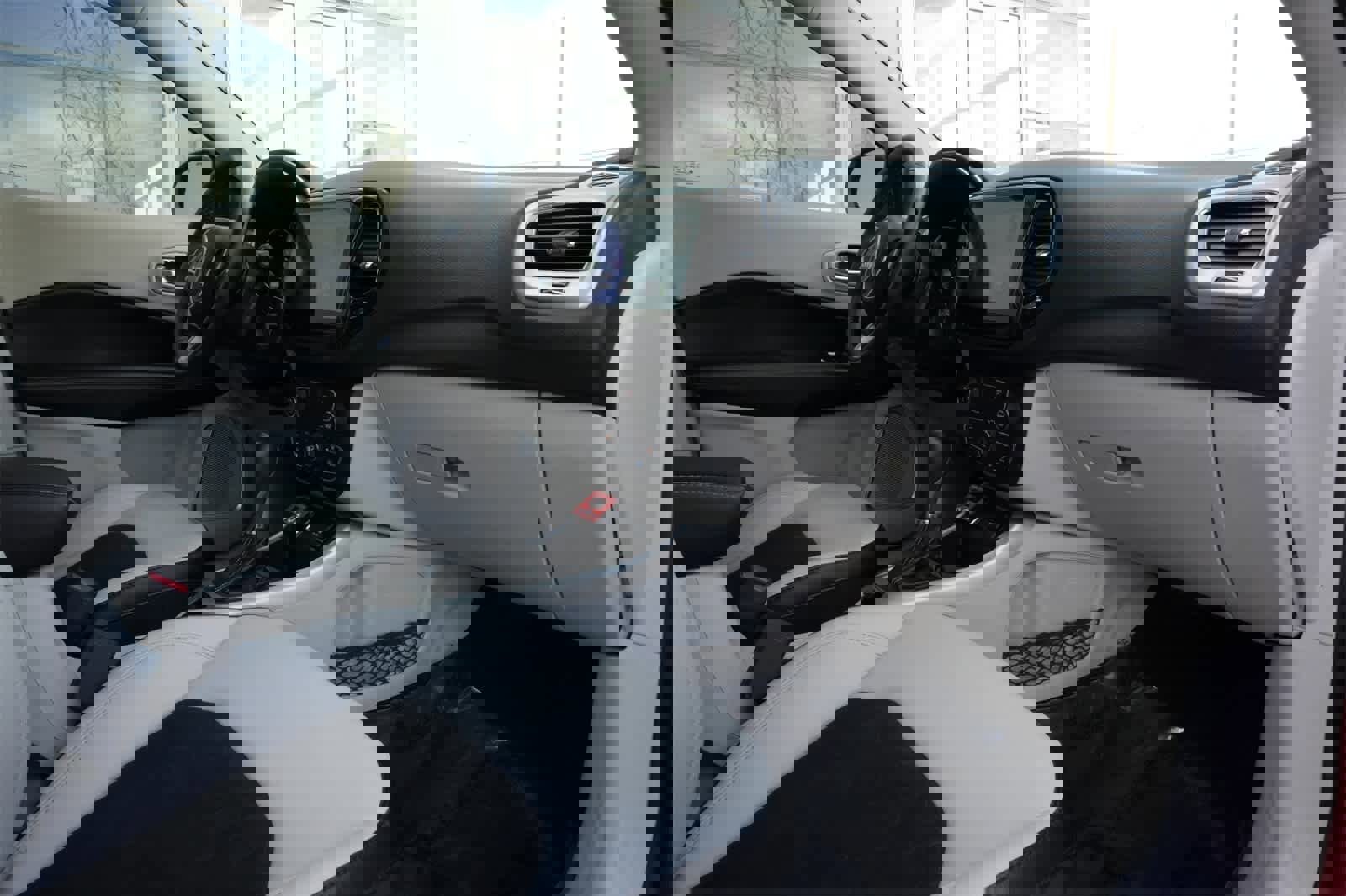 Used 2018 Jeep Compass Latitude w/ Popular Equipment Group image 21