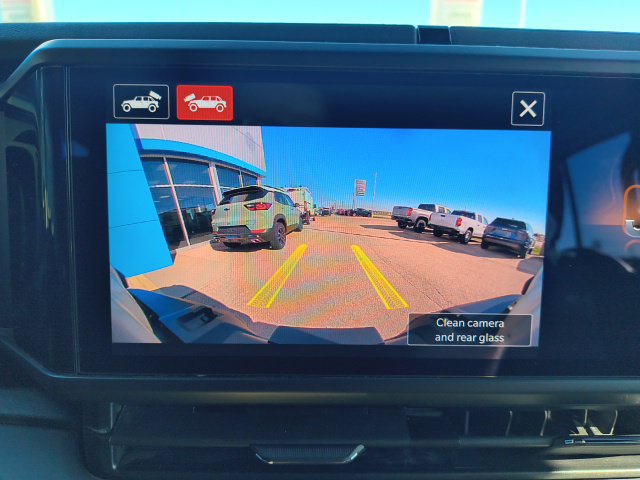 Used 2025 Jeep Wrangler Unlimited Sahara AWD/4WD image 27