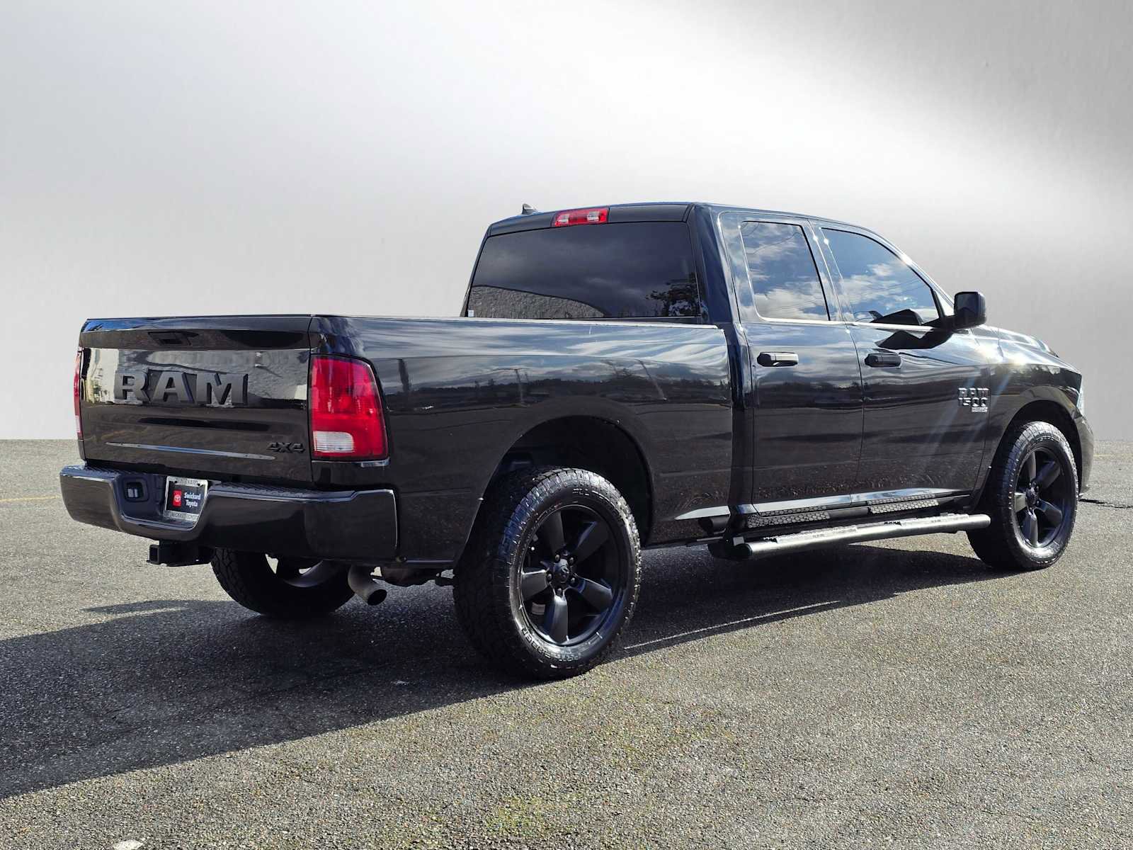 Used 2019 RAM 1500 Express w/ Wheel & Sound Group image 7