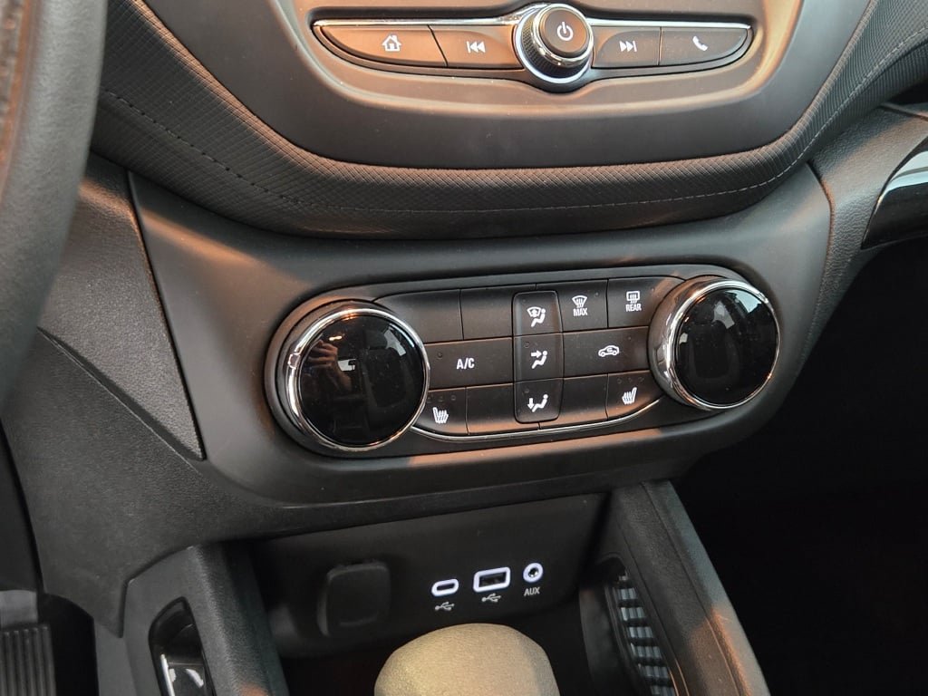 Certified 2023 Chevrolet TrailBlazer LT FWD image 24