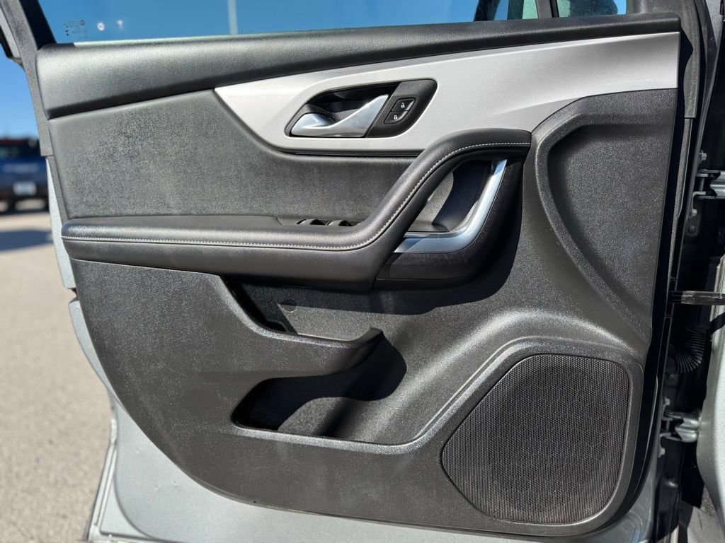 Used 2023 Chevrolet Blazer LT image 23