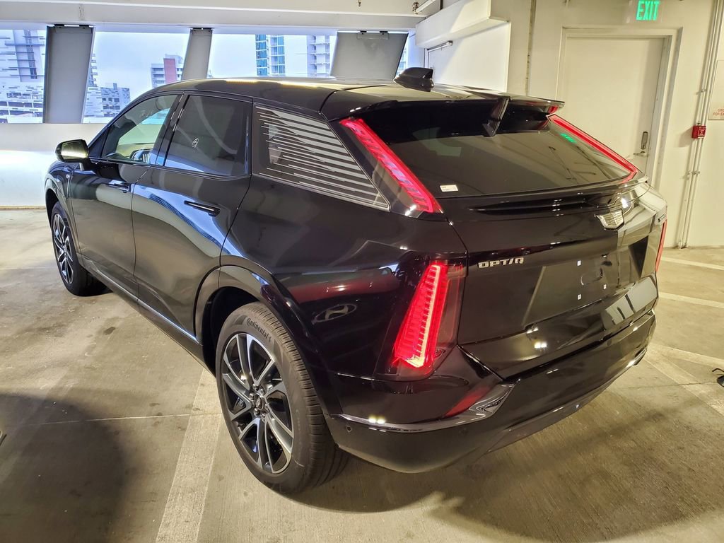 New 2025 Cadillac Optiq Sport 2 image 7