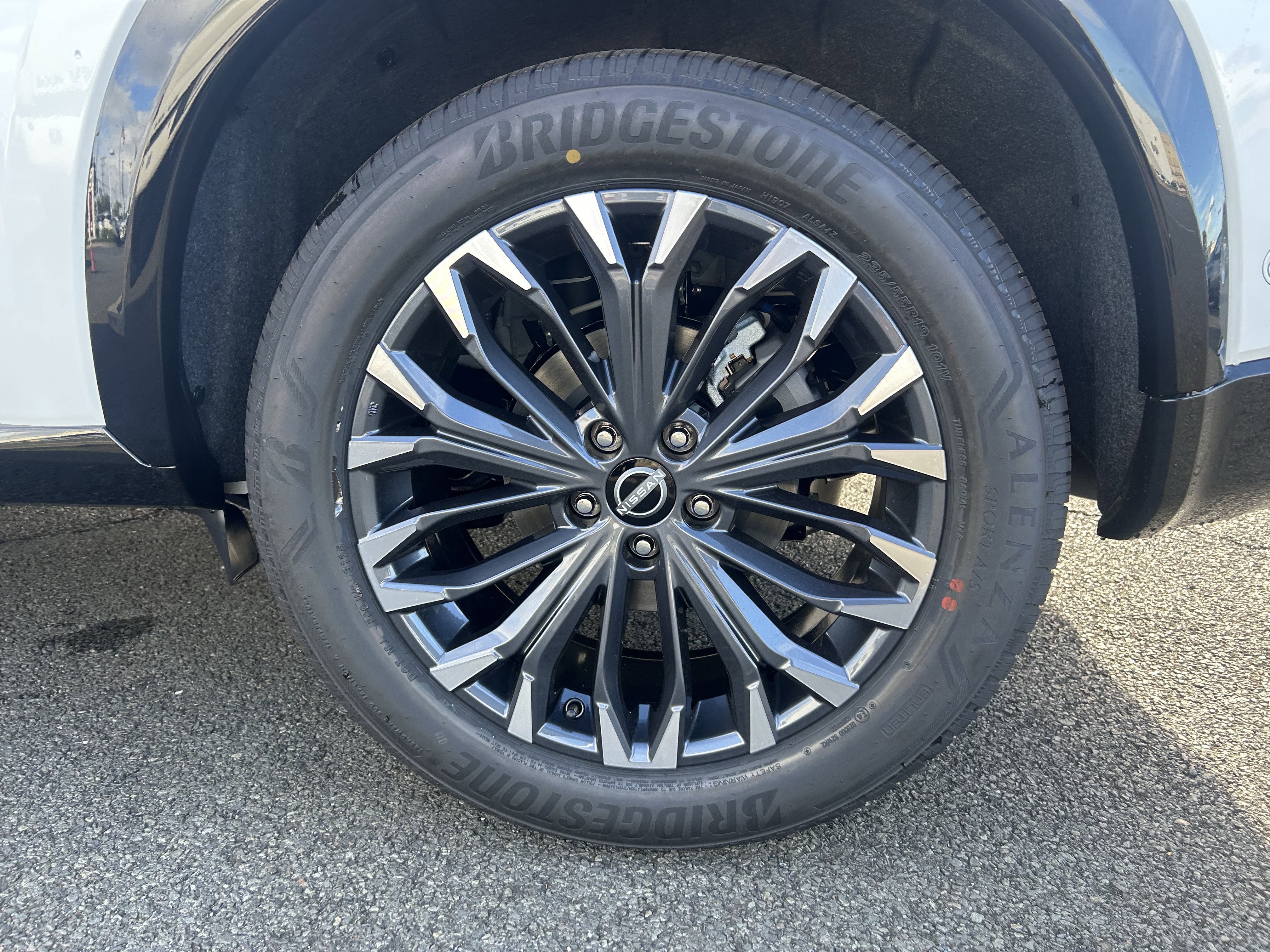 New 2026 Nissan Rogue Platinum image 5