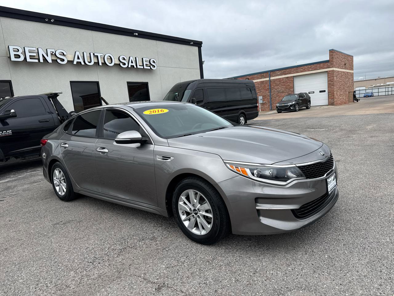 Used 2016 Kia Optima LX FWD image 4