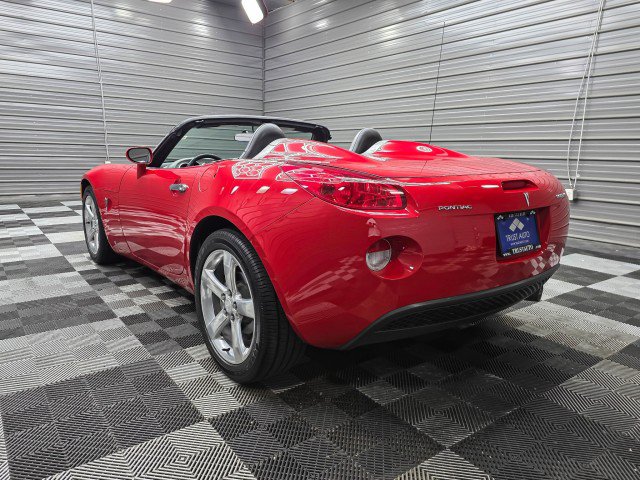 Used 2006 Pontiac Solstice Convertible w/ Premium Package RWD image 8