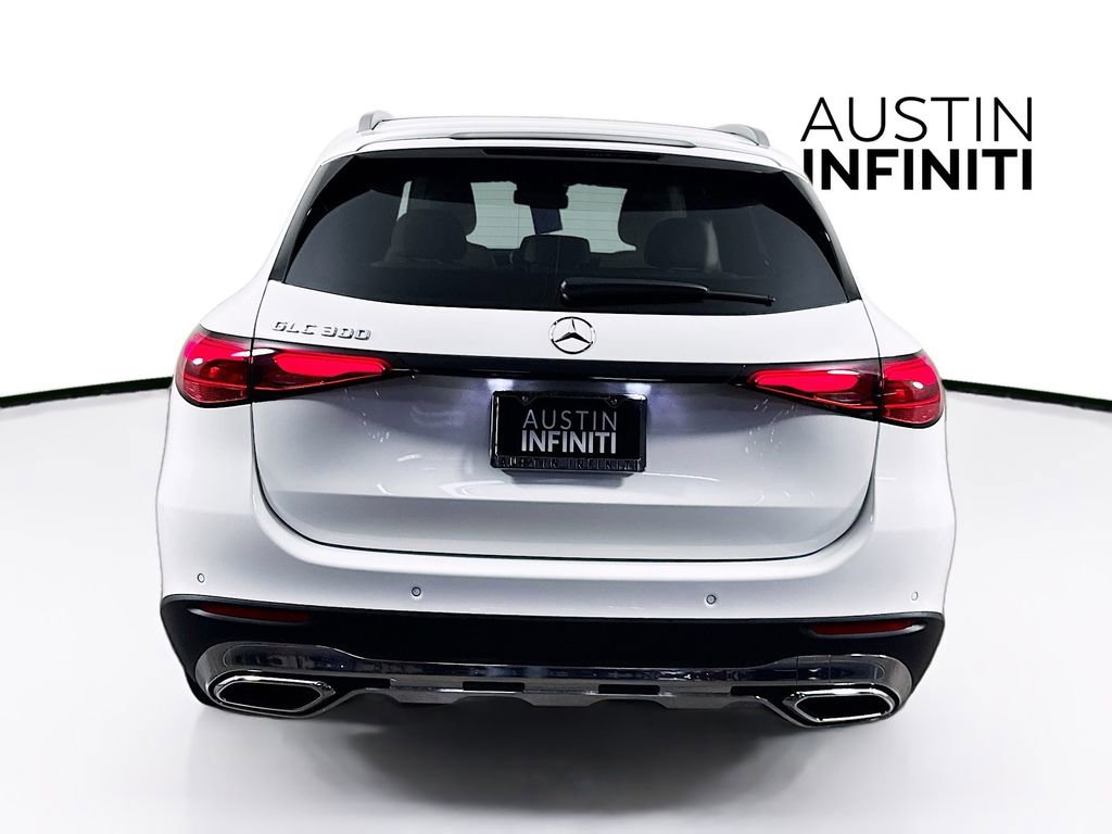 Used 2026 Mercedes-Benz GLC 300 image 6
