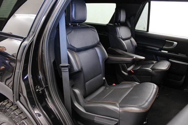 Used 2025 Ford Expedition Tremor AWD/4WD image 31