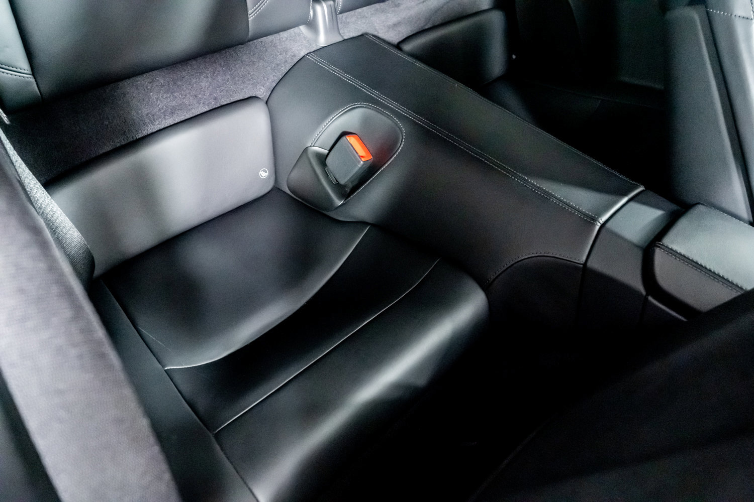 Used 2020 Porsche 911 Carrera 4S w/ Sport Package image 32