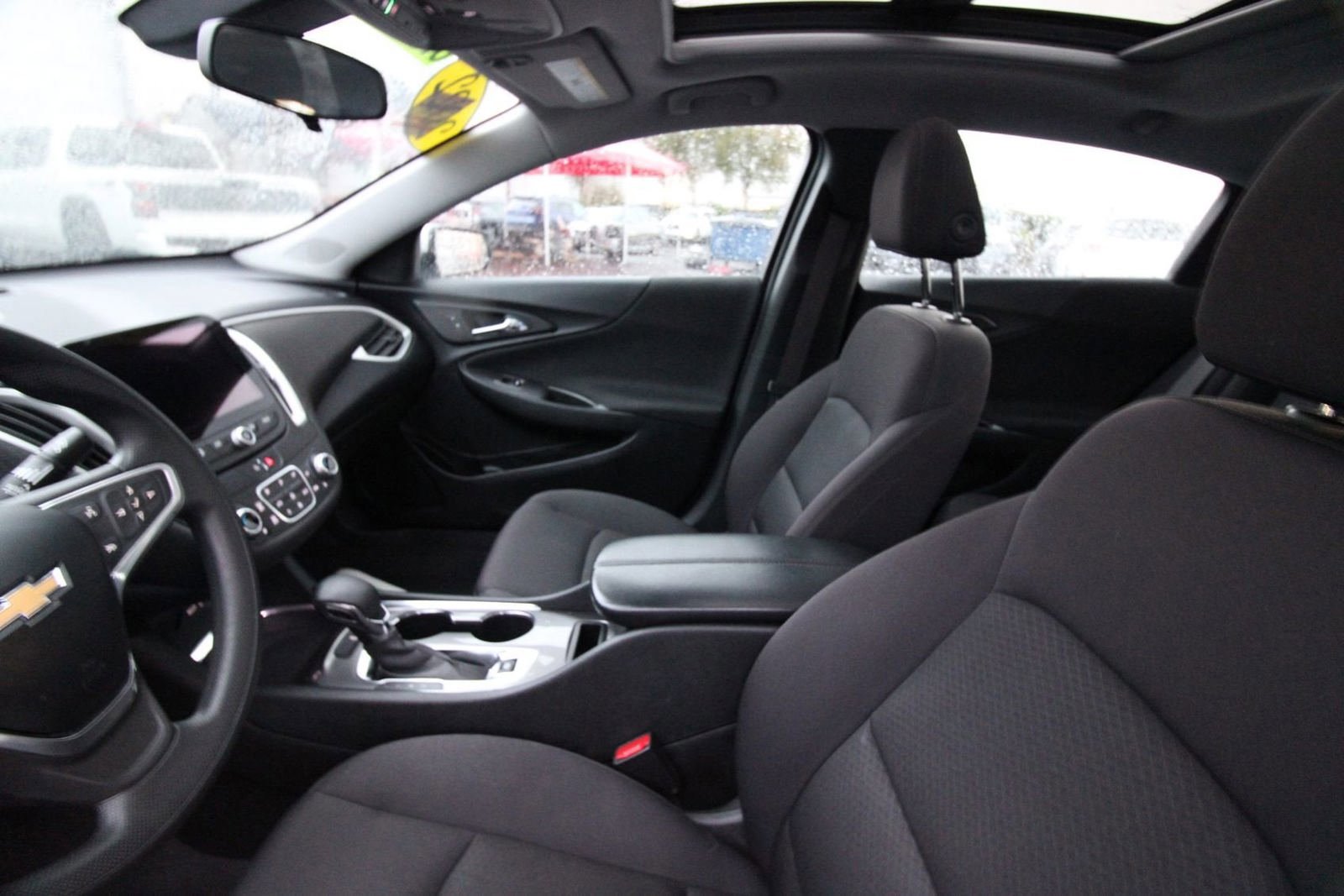 Used 2022 Chevrolet Malibu LT FWD image 10