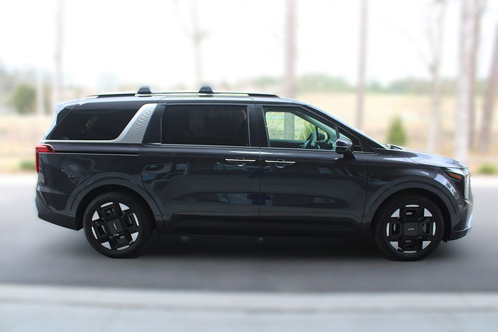 New 2026 Kia Carnival EX FWD image 18