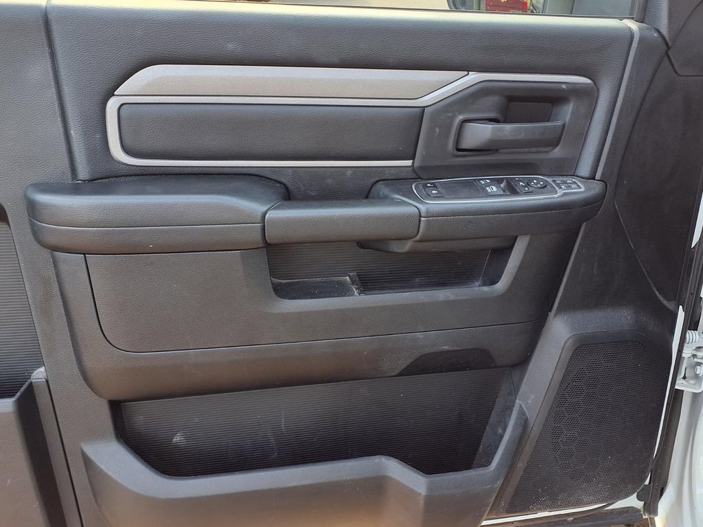 Used 2024 RAM 2500 Tradesman w/ Snow Chief Group AWD/4WD image 13