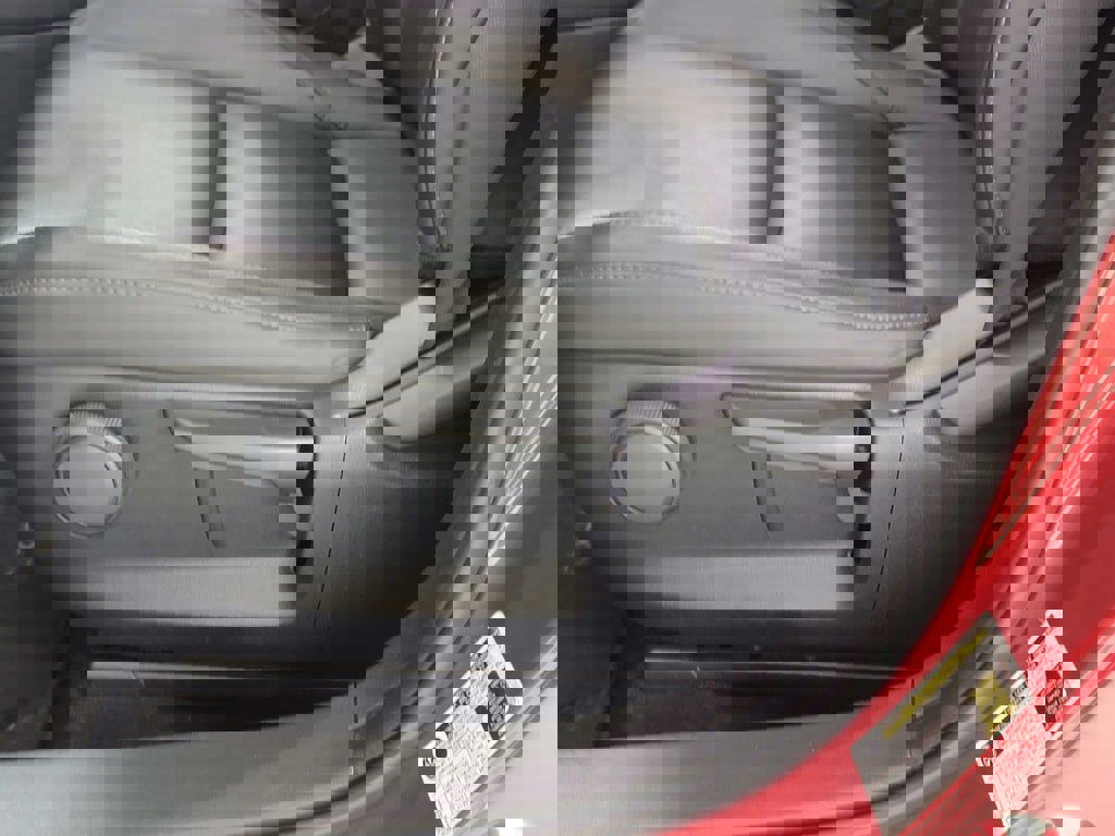 Used 2021 MAZDA CX-30 FWD 2.5 S w/ Select Package image 17