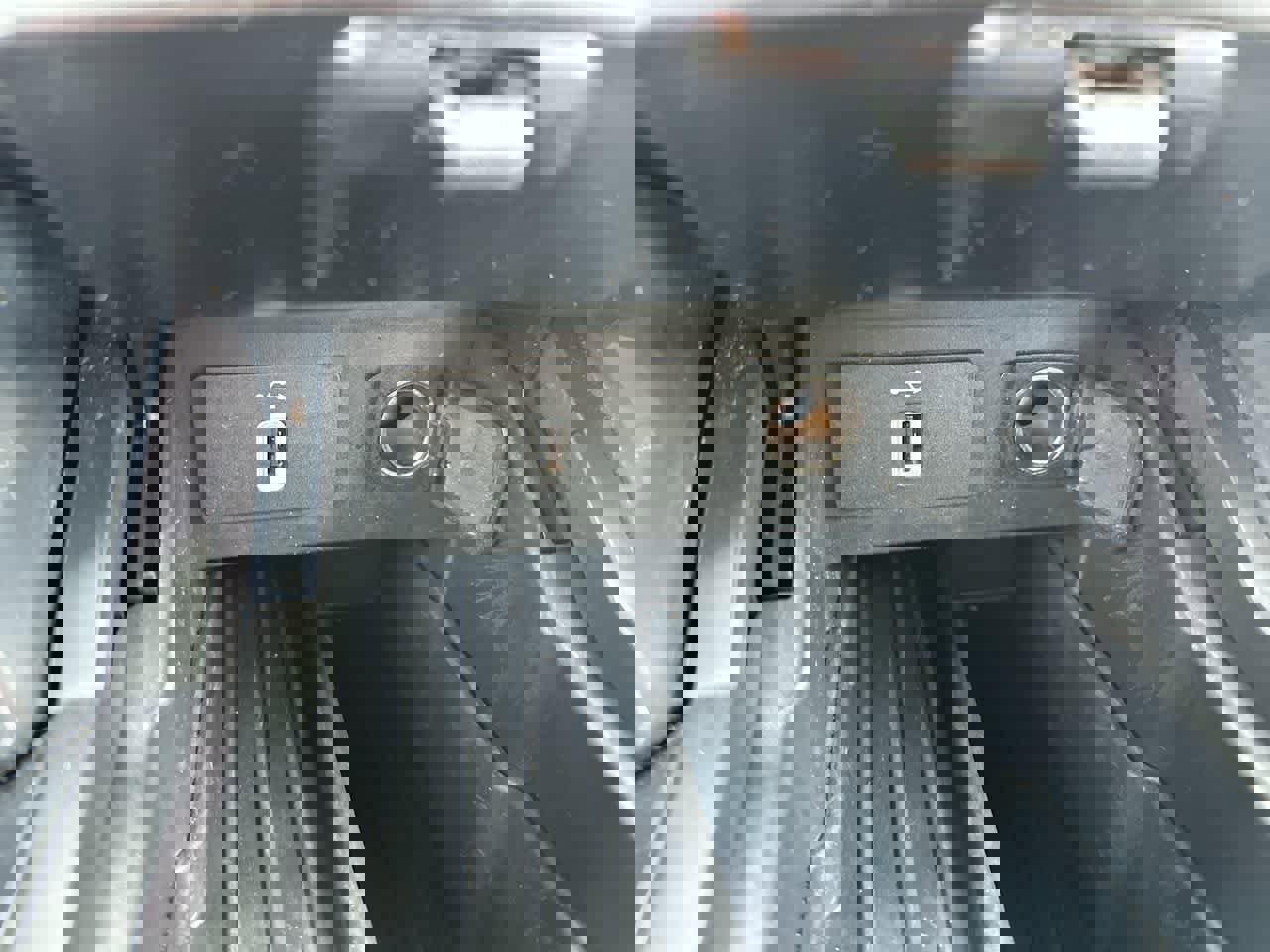 Used 2018 Ford Explorer Limited w/ Equipment Group 301A image 35