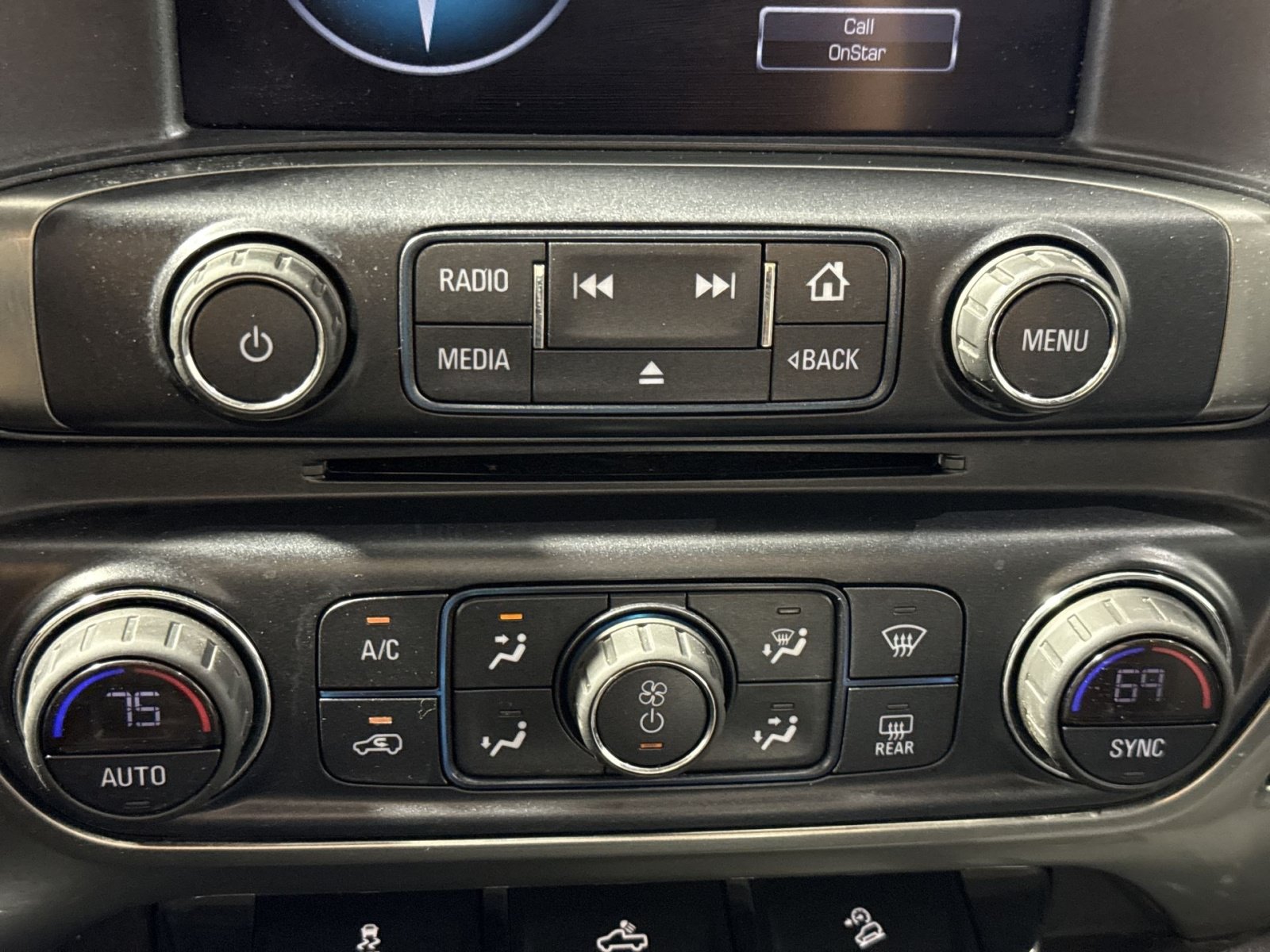 Used 2019 Chevrolet Silverado 1500 LT w/ All Star Edition AWD/4WD image 38