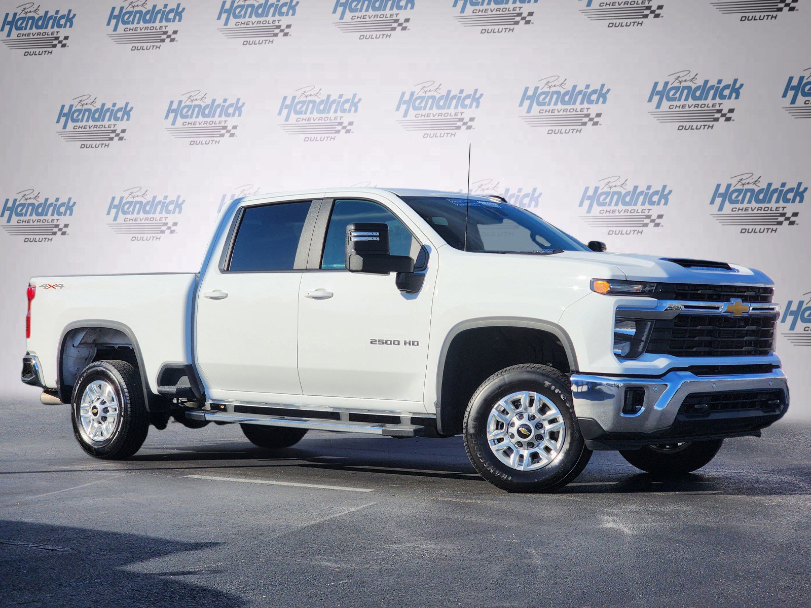 Used 2025 Chevrolet Silverado 2500 LT w/ Safety Package image 2
