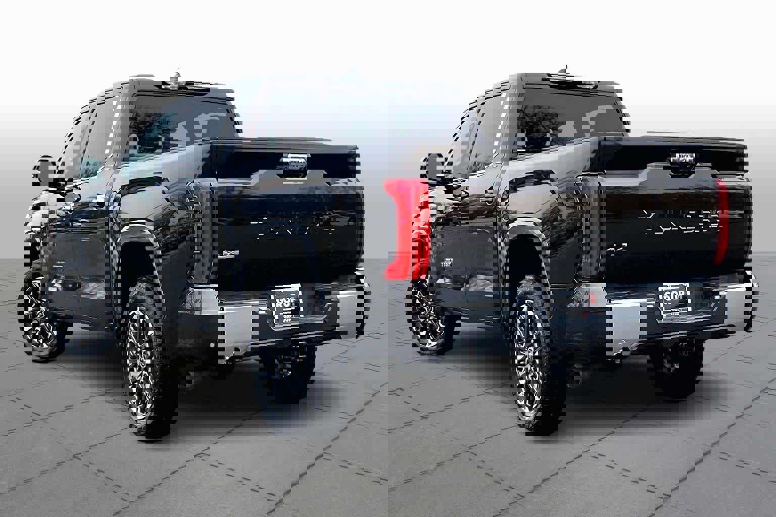 Used 2024 Toyota Tundra Limited image 12