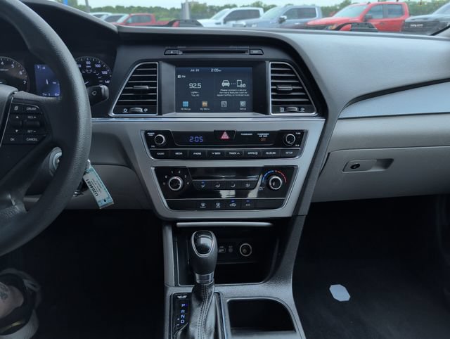 Used 2016 Hyundai Sonata SE FWD image 18
