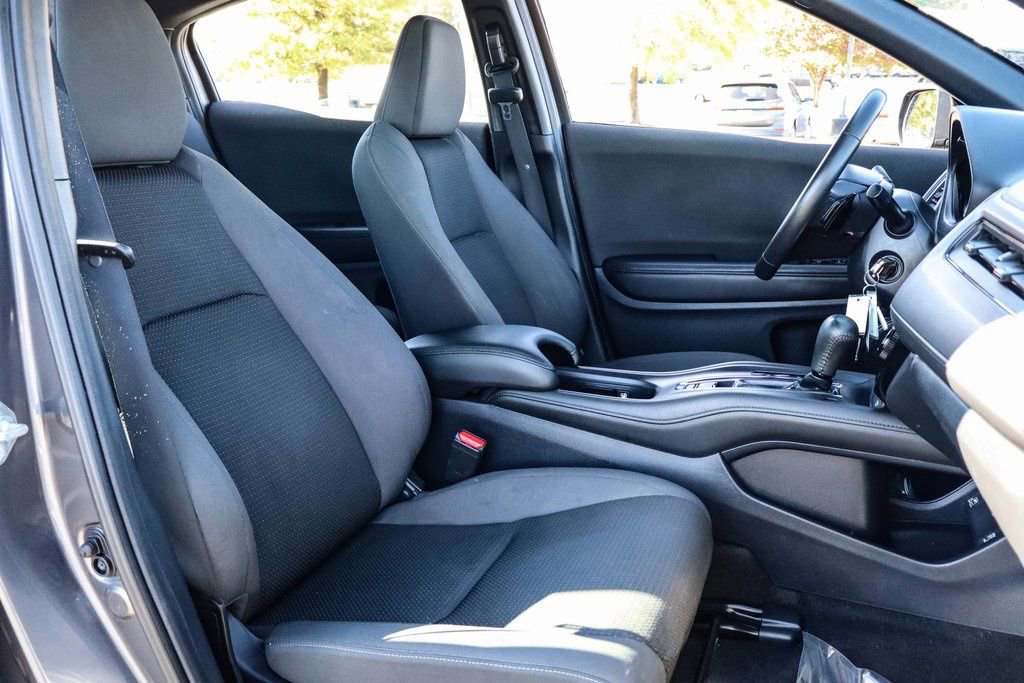 Used 2020 Honda HR-V Sport image 28