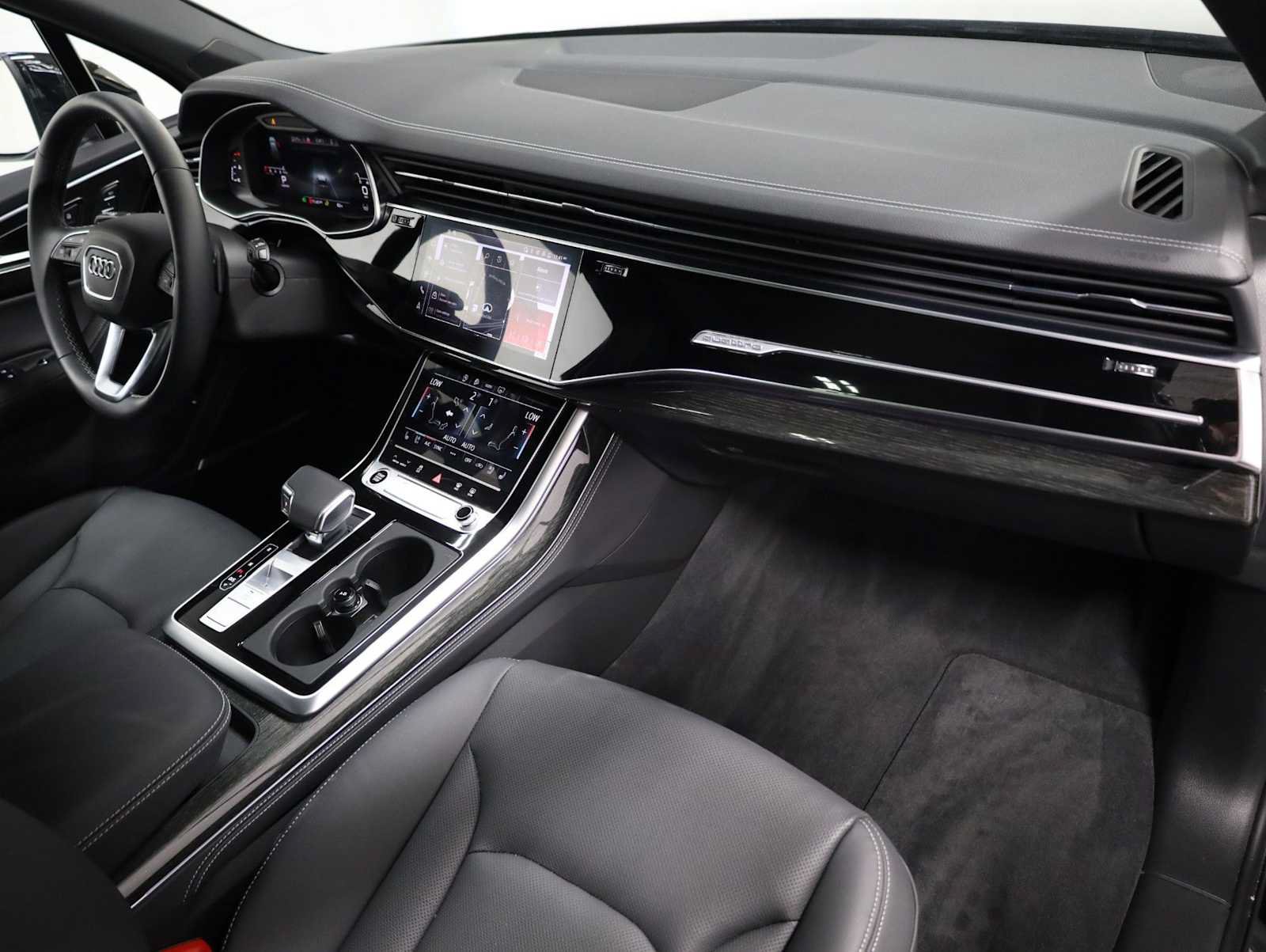 Certified 2025 Audi Q7 3.0T Premium Plus w/ Premium Plus Package AWD/4WD image 6