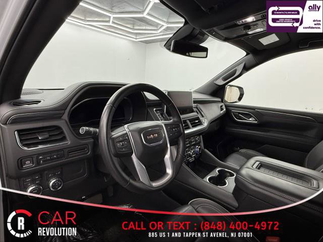 Used 2024 GMC Yukon XL SLT AWD/4WD image 16