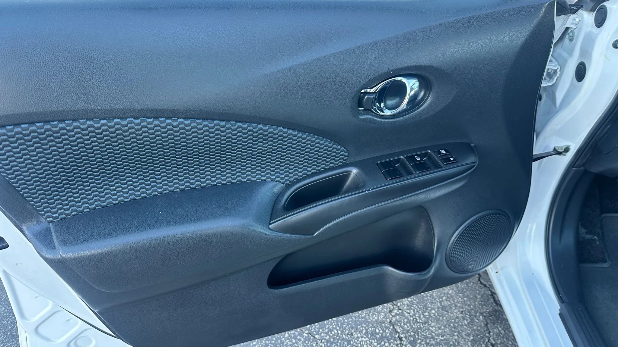 Used 2018 Nissan Versa Note SV w/ SV Special Edition Package image 9