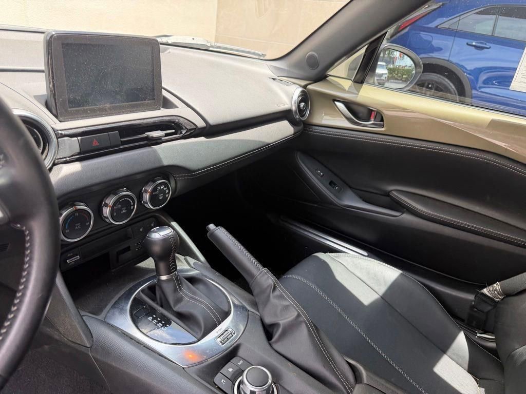Used 2023 MAZDA MX-5 Miata Grand Touring RWD image 10