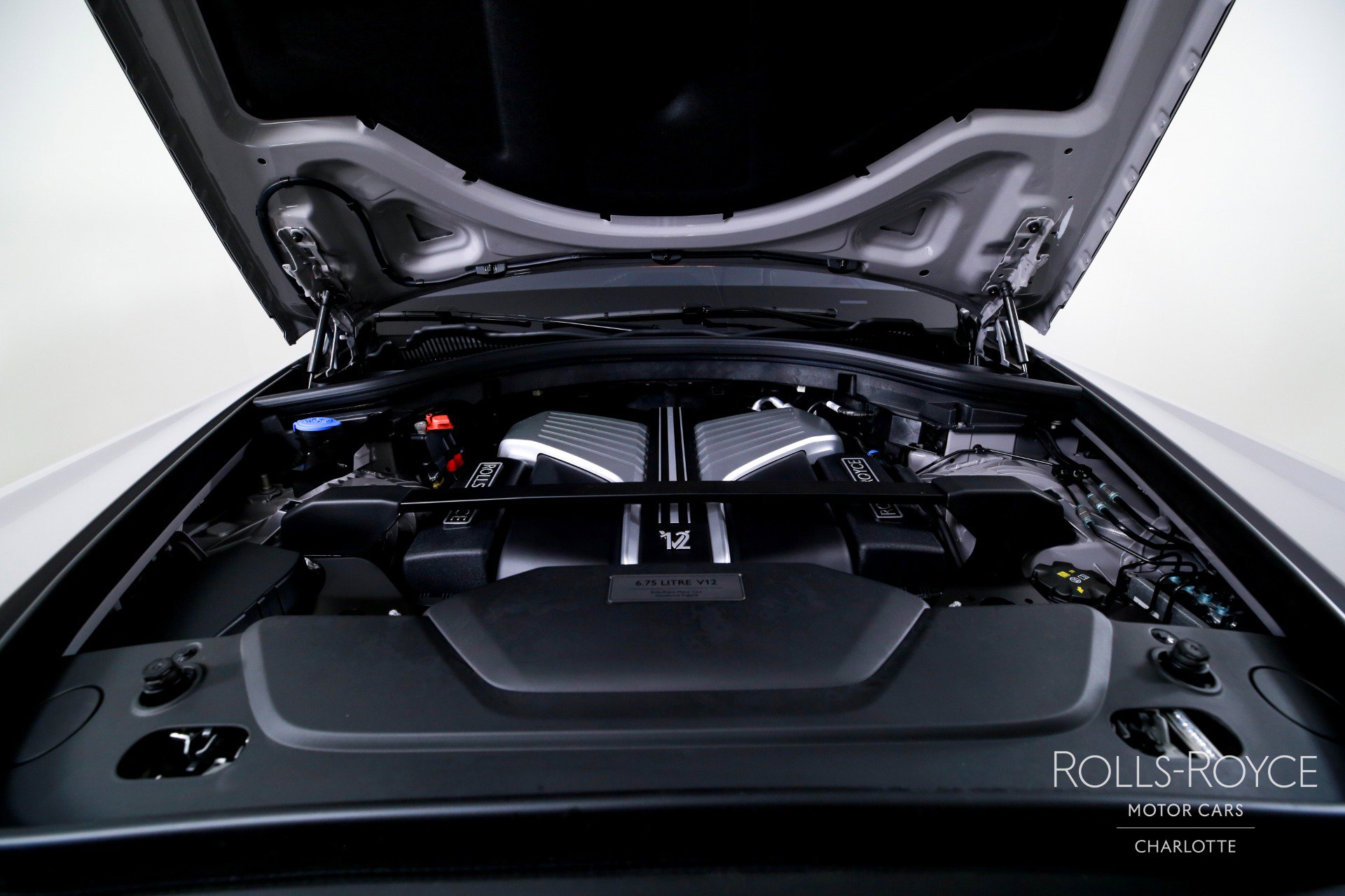 New 2026 Rolls-Royce Cullinan image 39