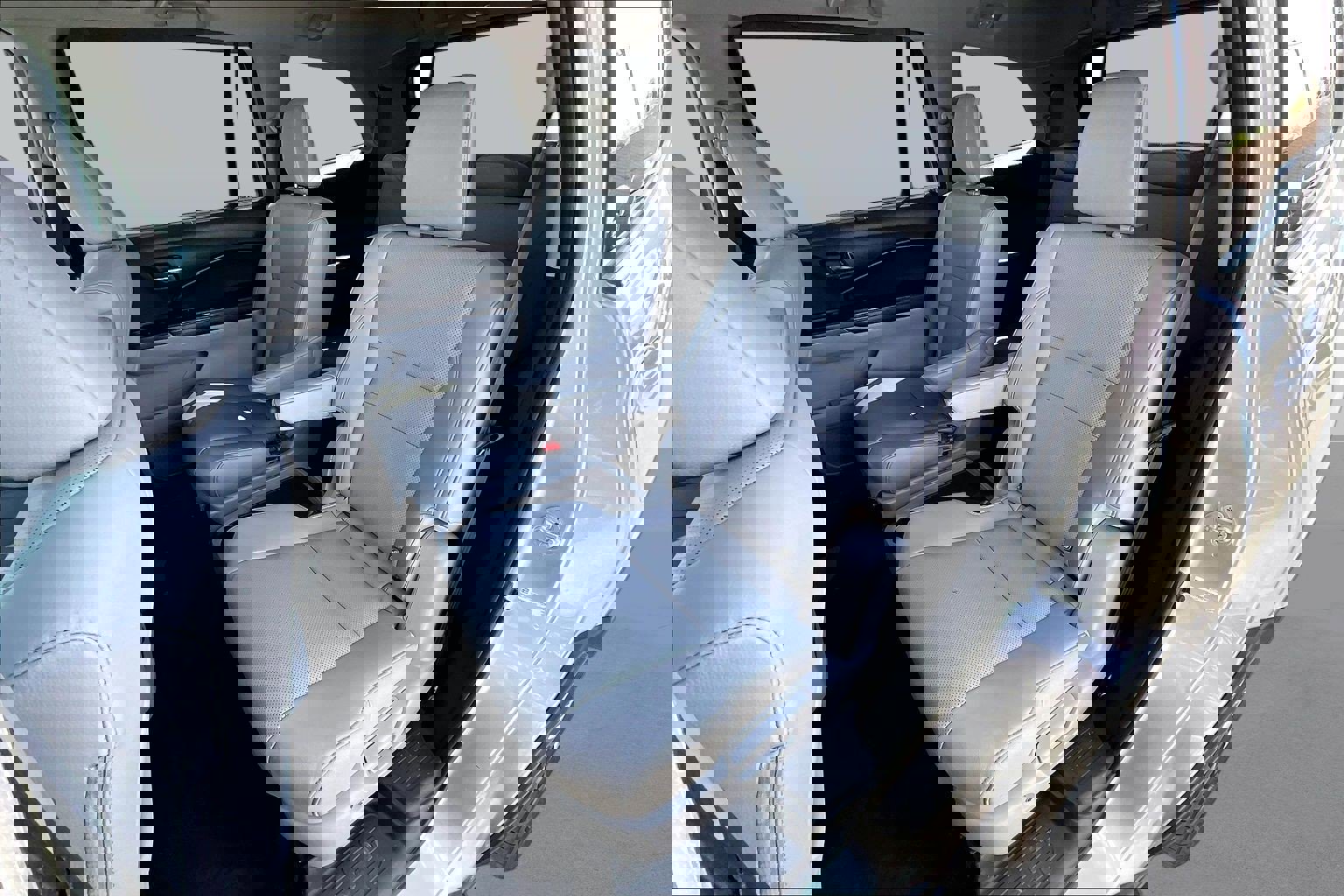 Used 2016 Honda Pilot Elite image 26