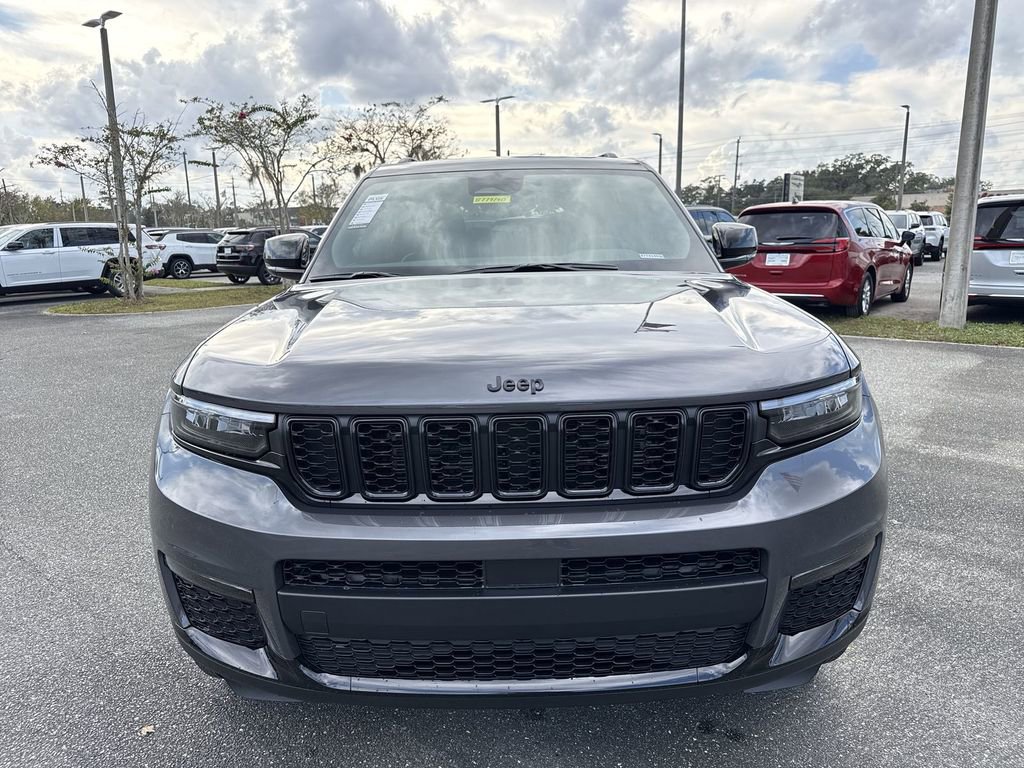 New 2025 Jeep Grand Cherokee L Limited w/ Black Appearance Package image 8