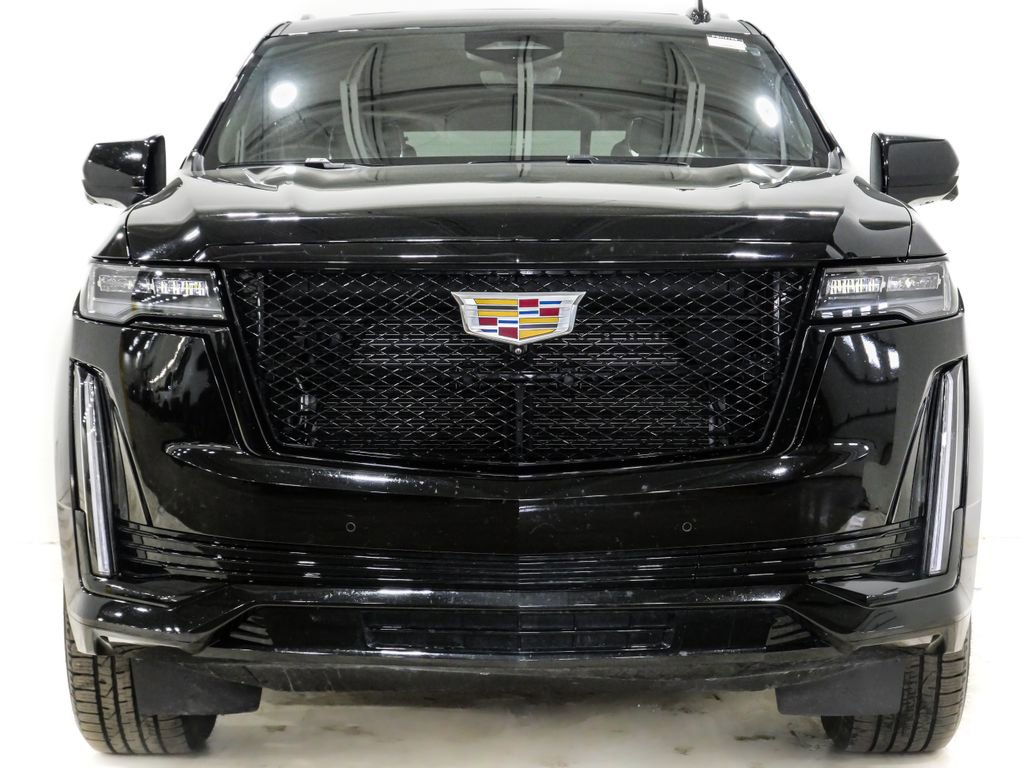 Used 2024 Cadillac Escalade Sport image 2