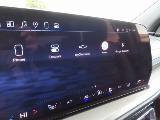 Used 2025 Chevrolet Traverse LT AWD/4WD image 24