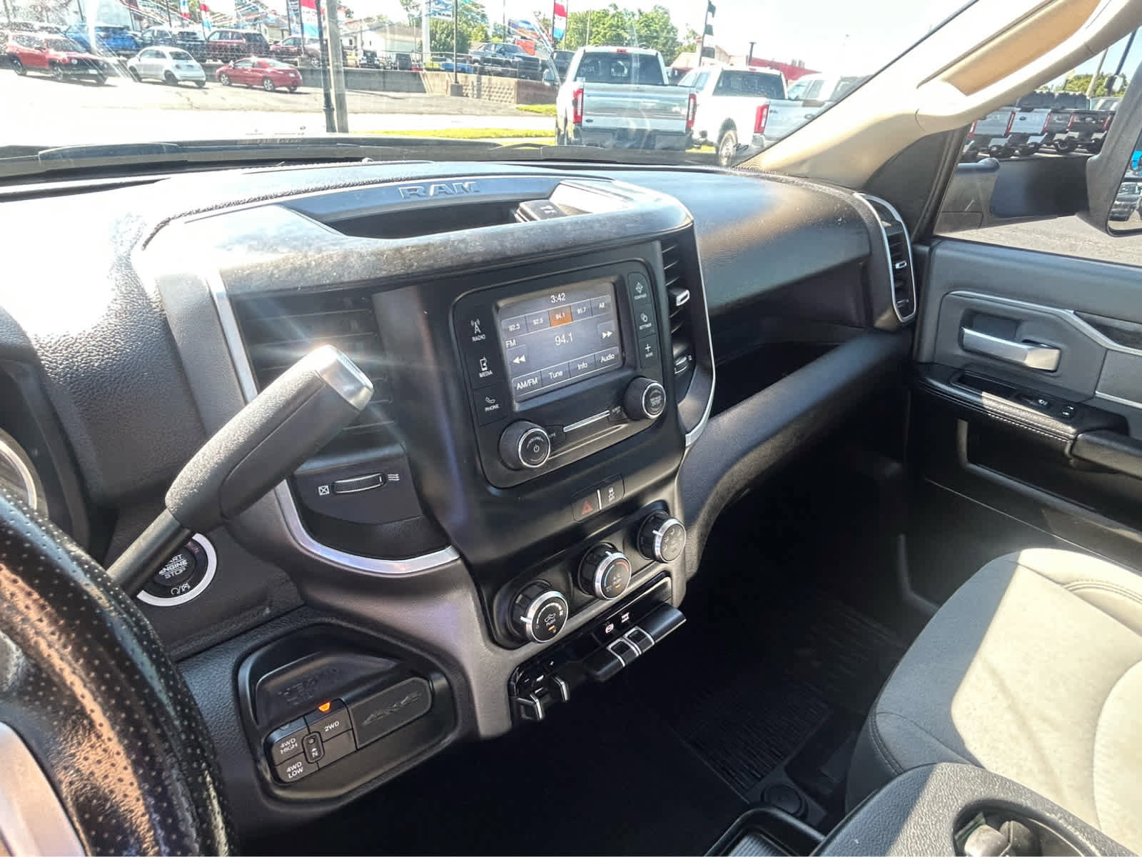 Used 2019 RAM 2500 Big Horn AWD/4WD image 24
