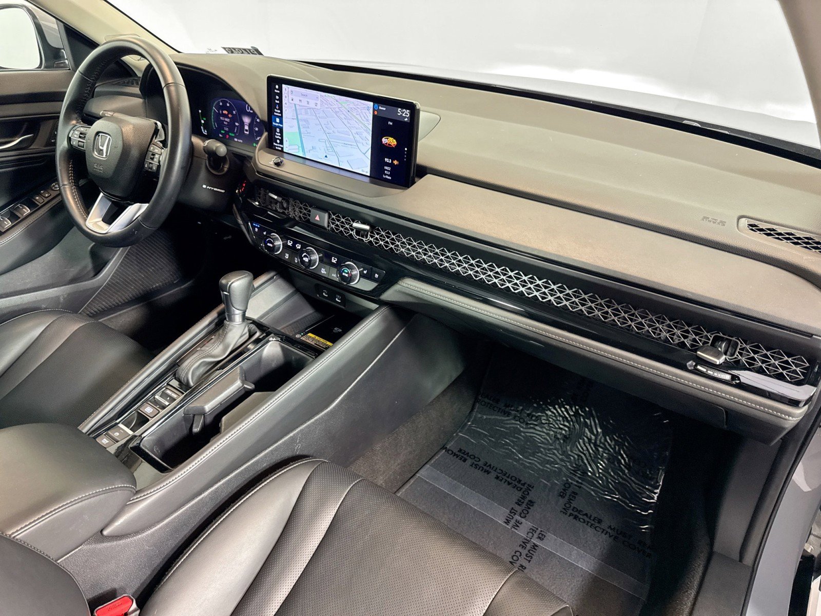 Used 2024 Honda Accord Touring image 28